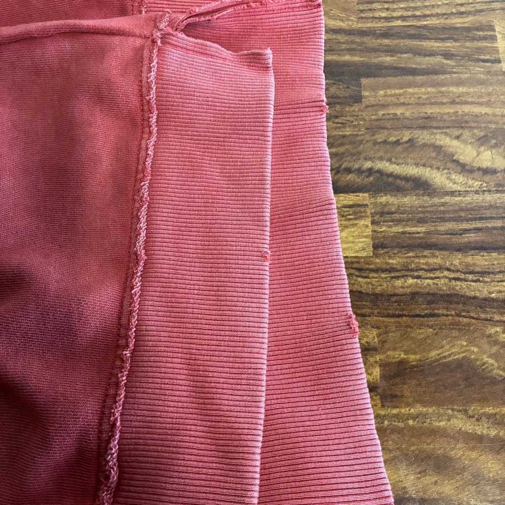 2025 Aerie Starry Skies Open Neck Sweatshirt Size M Red Slouchy Athleisure Cozy - Picture 5 of 16